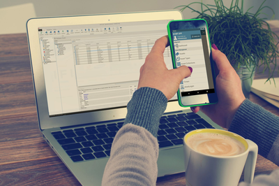 Komfortables Asset Management: Per Smartphone den Barcode der Geräte einscannen, und schon verwaltet ACMP das Gerät effektiv und komfortabel.